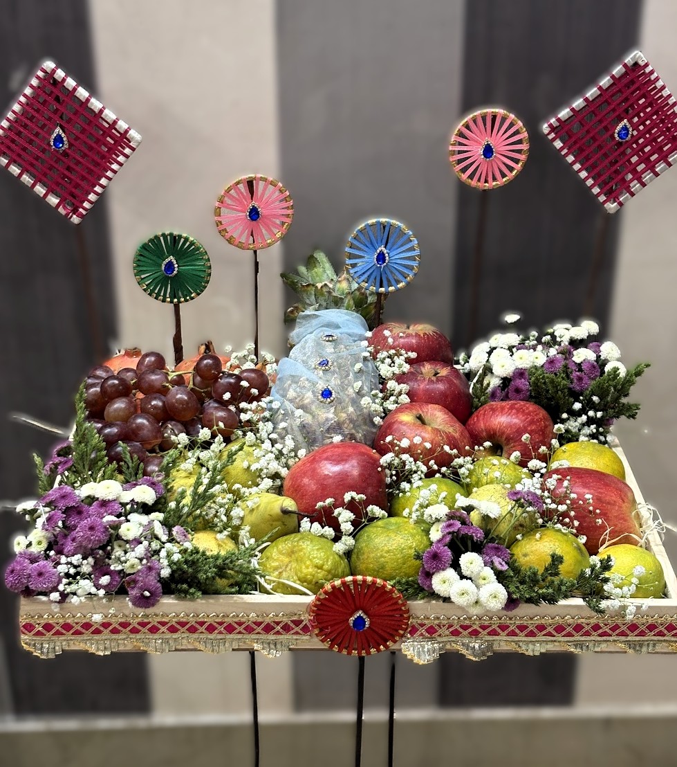 designer fruit basket for engagement delhi